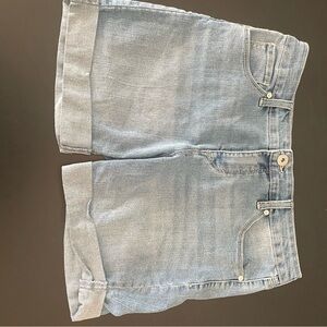 (#14). Woman’s Style and co. Brand shorts size 10
